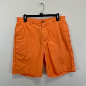 Vineyard Vines club short 32